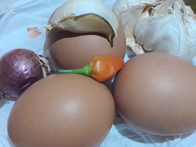 How Long Can Raw Eggs Remain Fresh